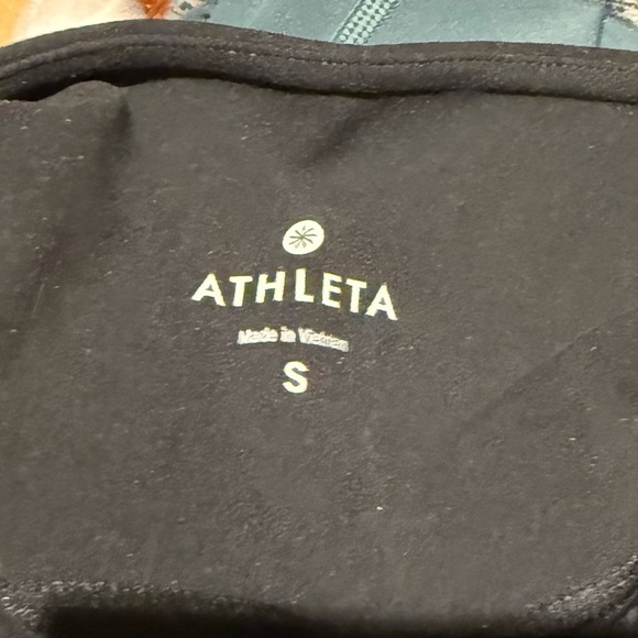 Athleta Gray/Cream Colorblock Mesh Cropped Leggings Size Small - Picture 7 of 7